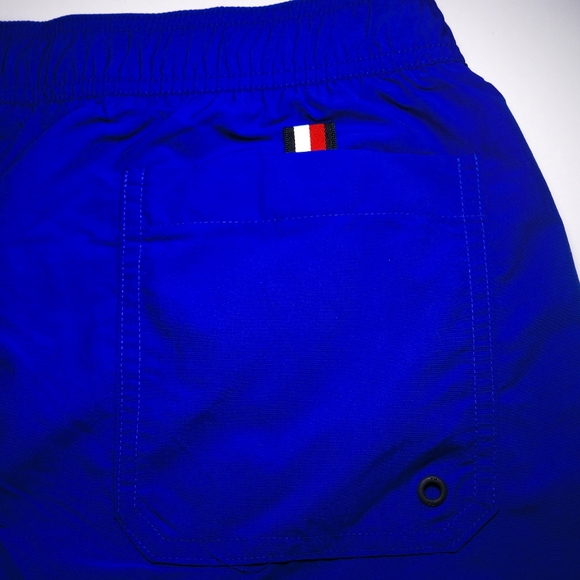 New Tommy Hilfiger Men's Size XL Swim Trunks Short Maillot Regular fit With Tags - Picture 3 of 5